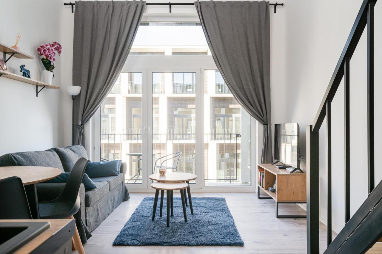 Rentplanet - Apartamenty Zarembowicza Vratislav Exteriér fotografie