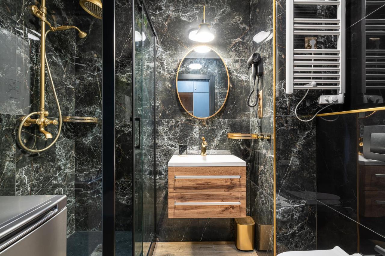 Rentplanet - Apartamenty Zarembowicza Vratislav Exteriér fotografie