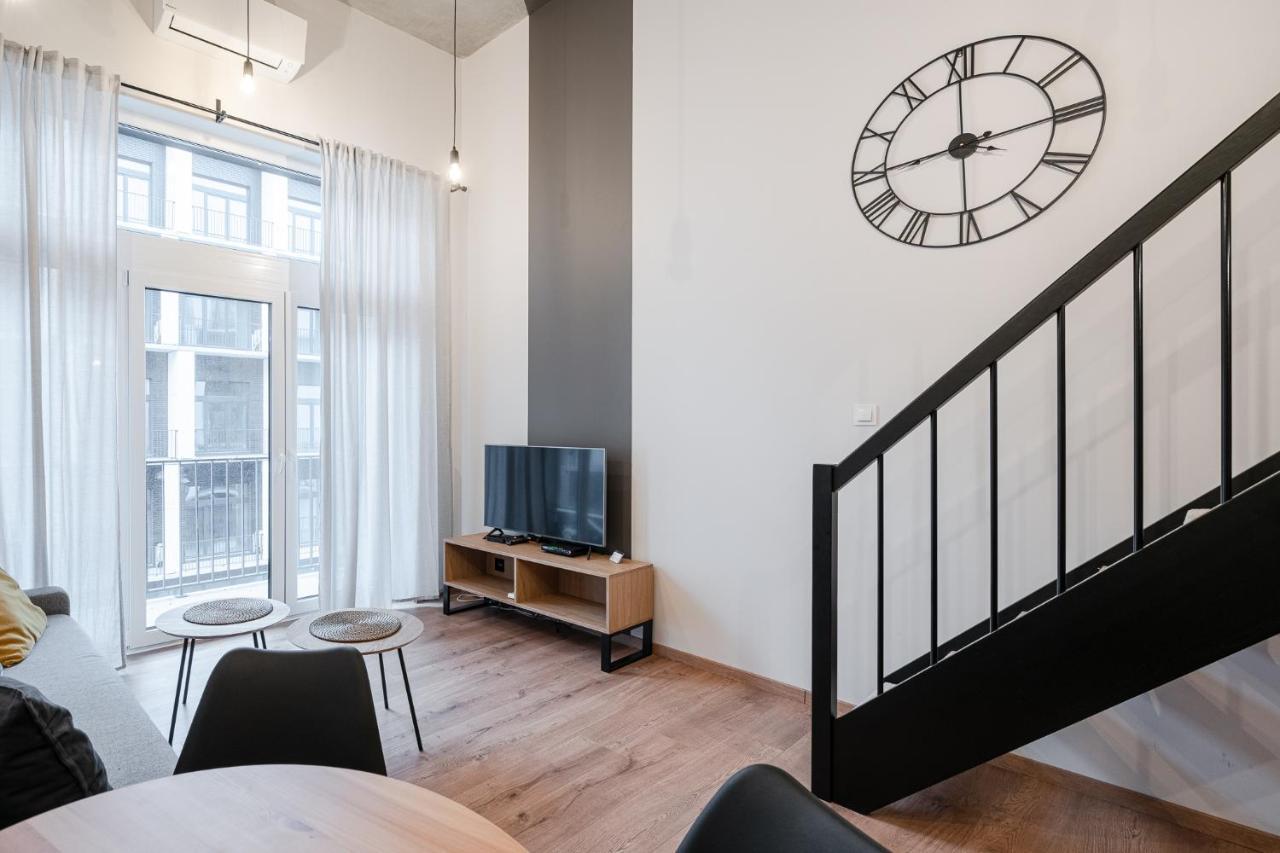 Rentplanet - Apartamenty Zarembowicza Vratislav Exteriér fotografie