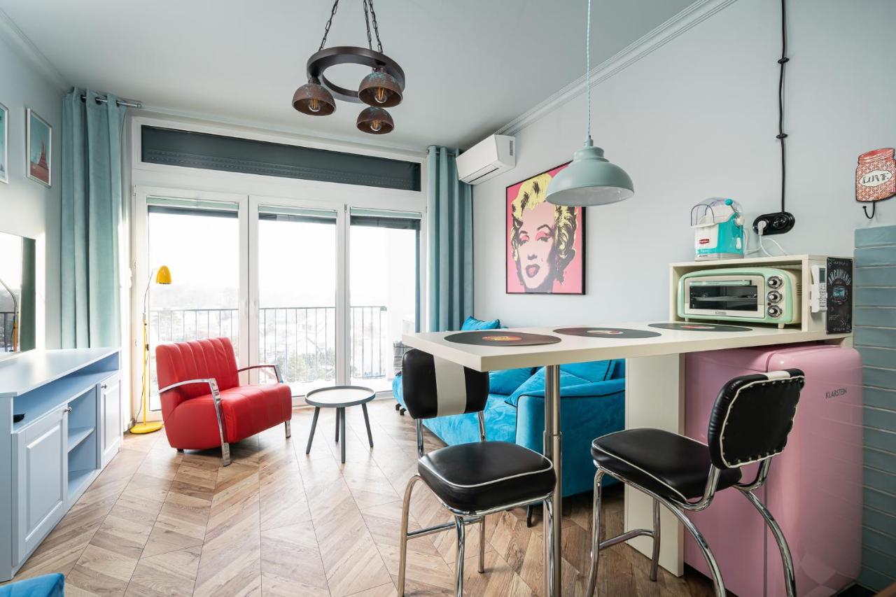 Rentplanet - Apartamenty Zarembowicza Vratislav Exteriér fotografie