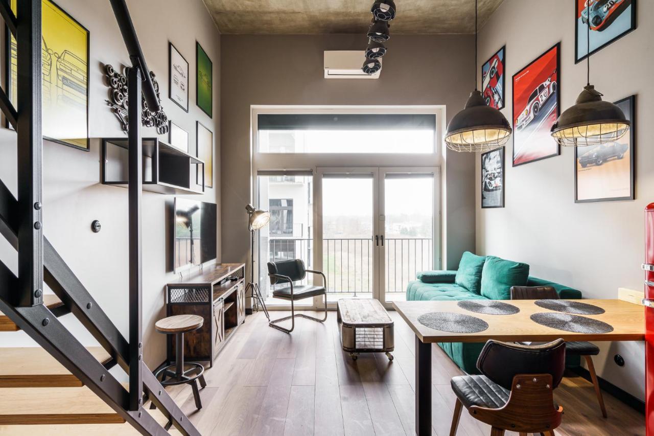 Rentplanet - Apartamenty Zarembowicza Vratislav Exteriér fotografie