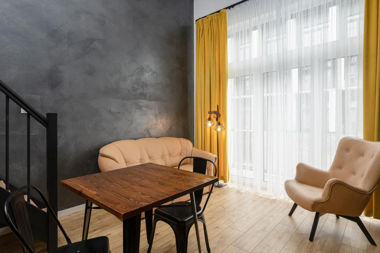 Rentplanet - Apartamenty Zarembowicza Vratislav Exteriér fotografie