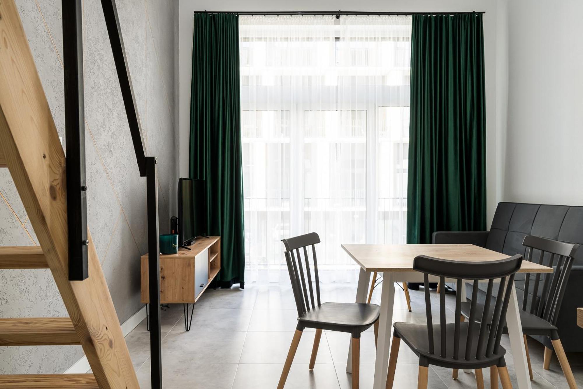Rentplanet - Apartamenty Zarembowicza Vratislav Exteriér fotografie