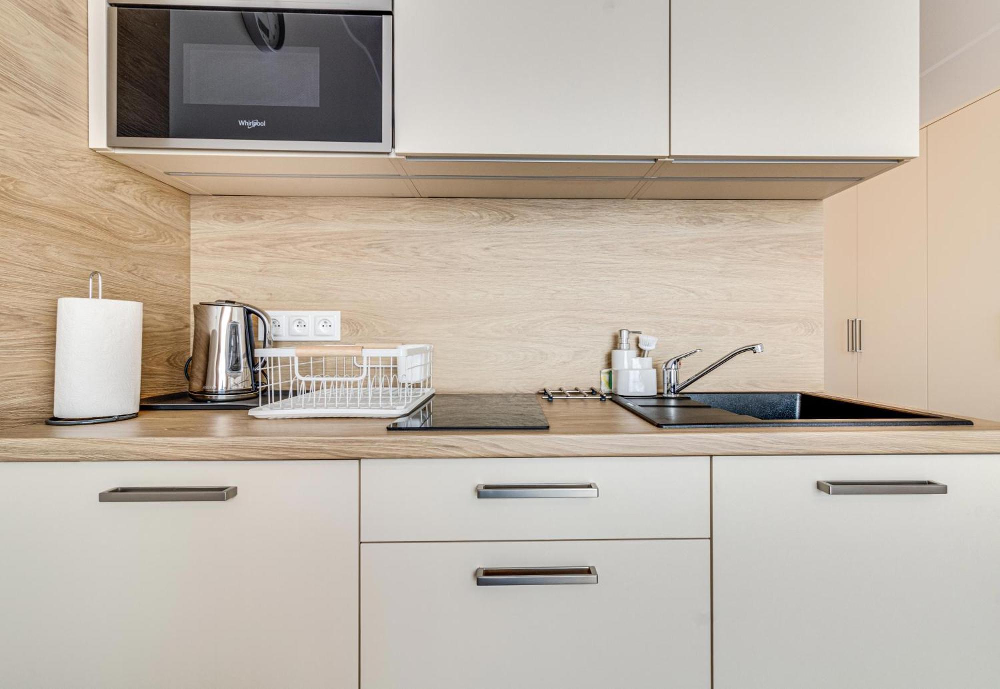 Rentplanet - Apartamenty Zarembowicza Vratislav Exteriér fotografie