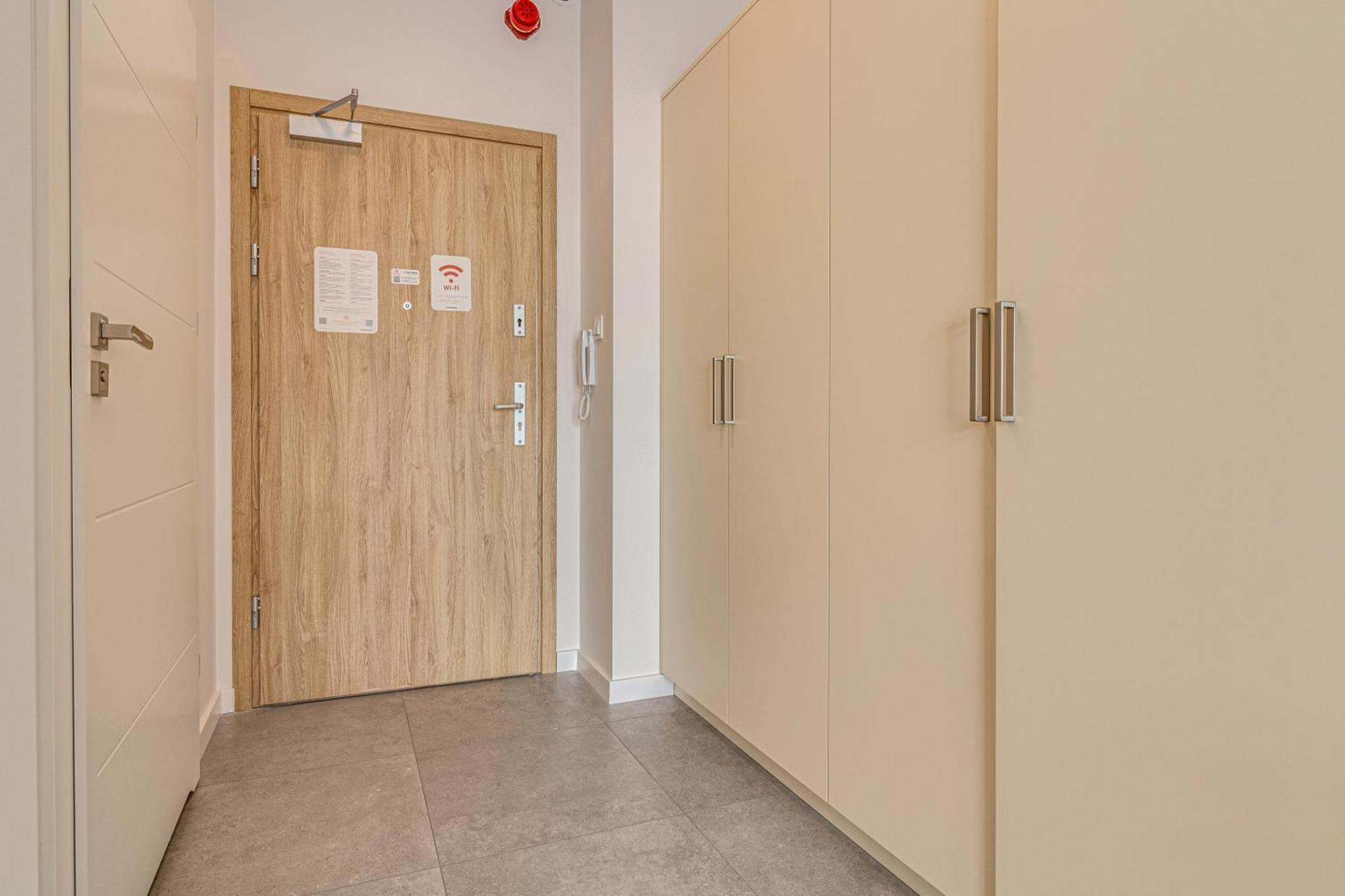 Rentplanet - Apartamenty Zarembowicza Vratislav Exteriér fotografie