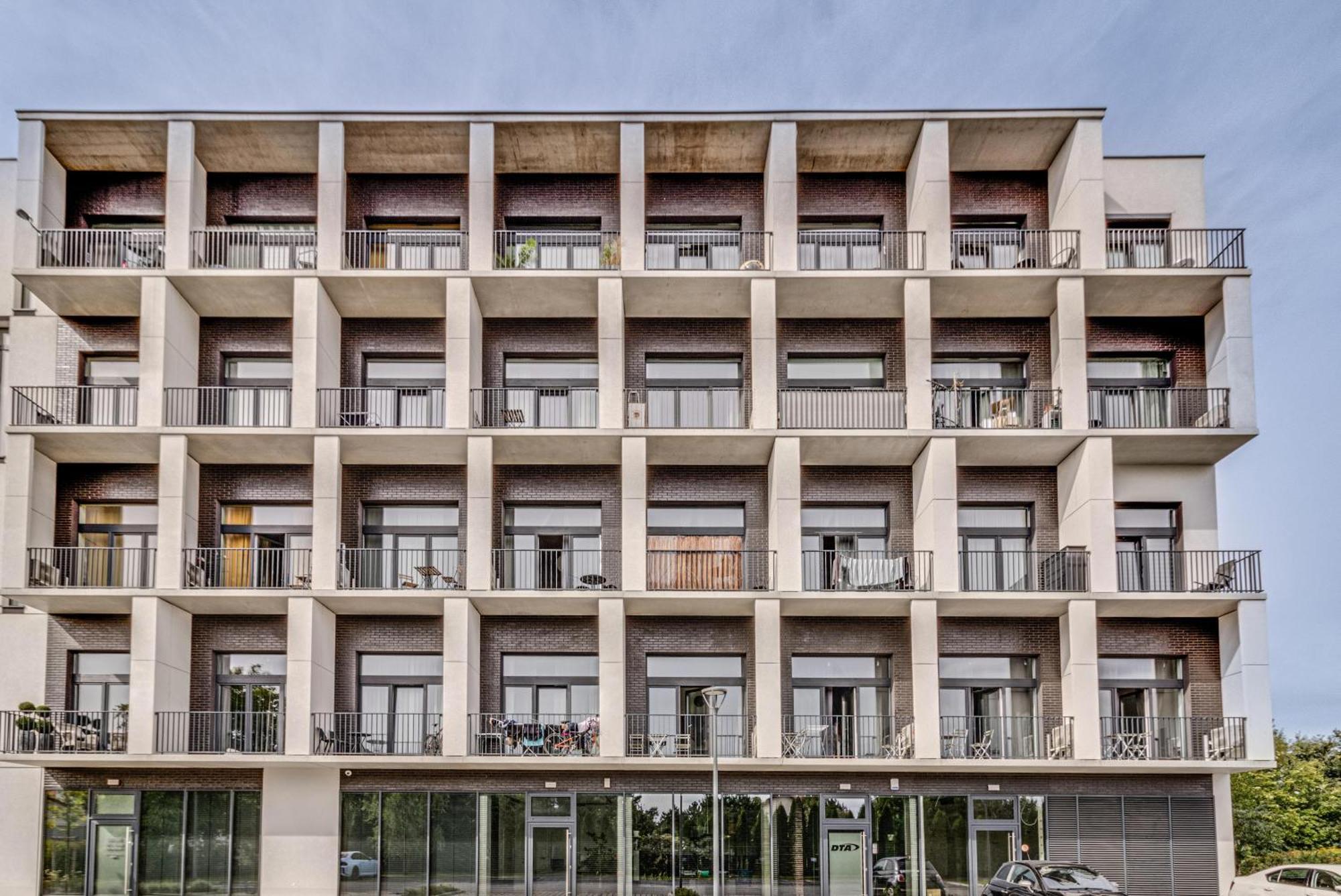 Rentplanet - Apartamenty Zarembowicza Vratislav Exteriér fotografie