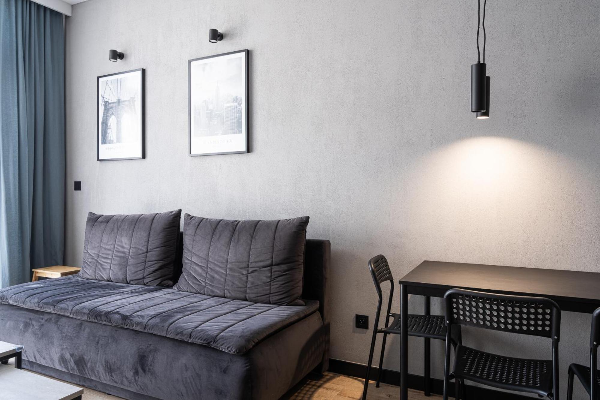 Rentplanet - Apartamenty Zarembowicza Vratislav Exteriér fotografie