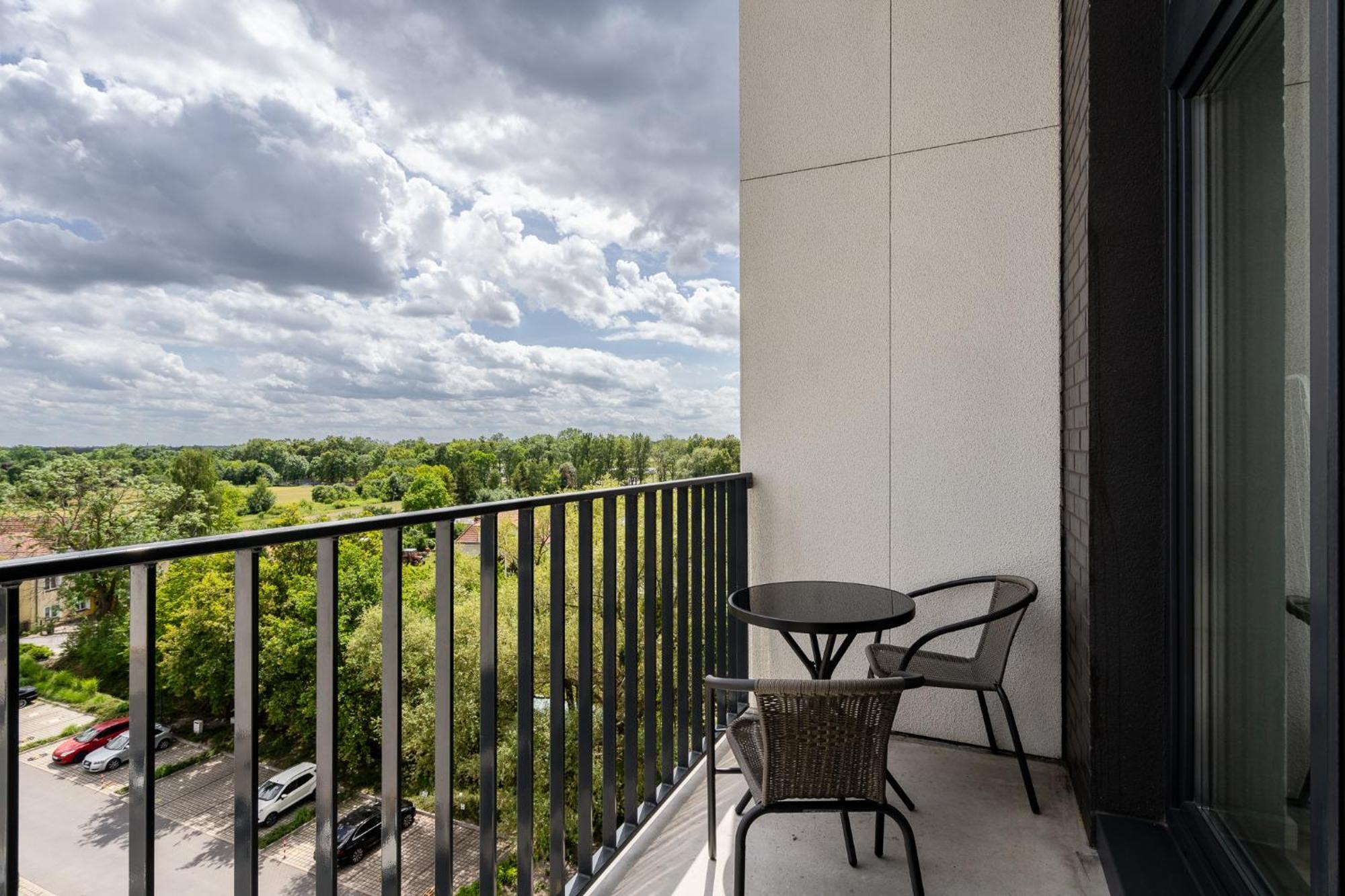 Rentplanet - Apartamenty Zarembowicza Vratislav Exteriér fotografie